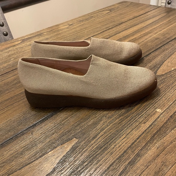 Robert Clergerie Shoes - Robert Clergerie Loafer Slip On Beige Size 8 Stretchy Fabric Shoes Comfort Luxe